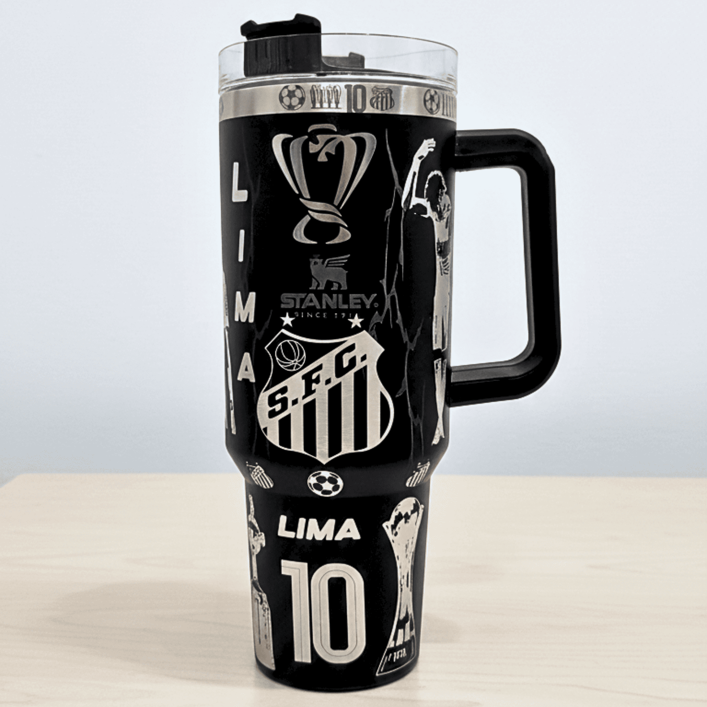 Exclusivo: Garrafa Térmica 1.2L Edição Especial Santos Customizada Gravação Laser + *BRINDE 1x Chaveiro Exclusivo* - EDIÇÃO LIMITADA