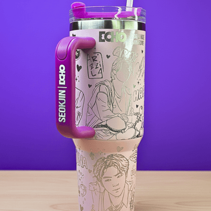 Exclusivo: Garrafa Térmica 1.2L Edição Especial BTS Customizada Gravação Laser + *BRINDE 1x Chaveiro Exclusivo* - EDIÇÃO LIMITADA