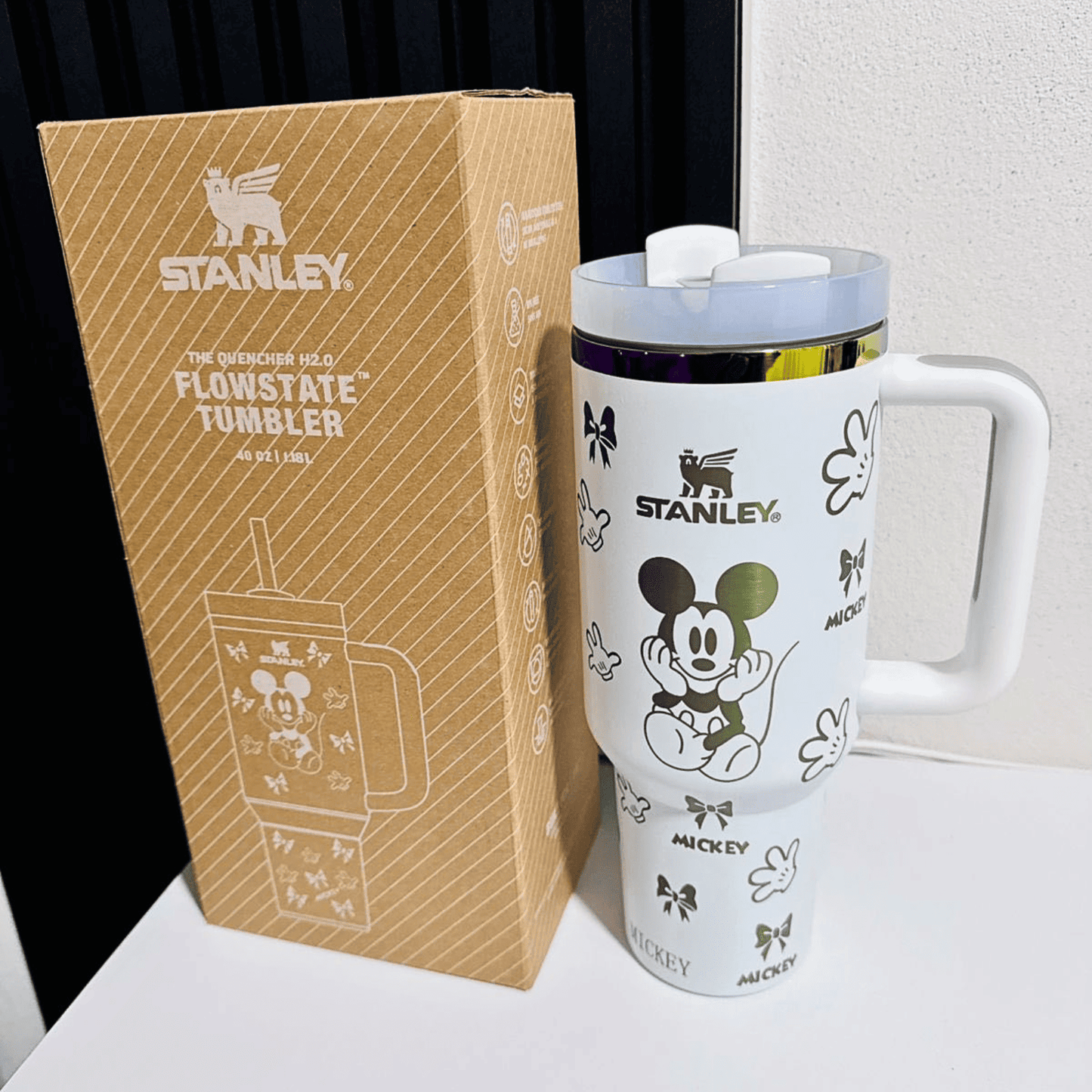Exclusivo: Garrafa Térmica 1.2L Edição Especial Mickey Minnie Donald Customizada Gravação Laser + *BRINDE 1x Chaveiro Exclusivo* - EDIÇÃO LIMITADA