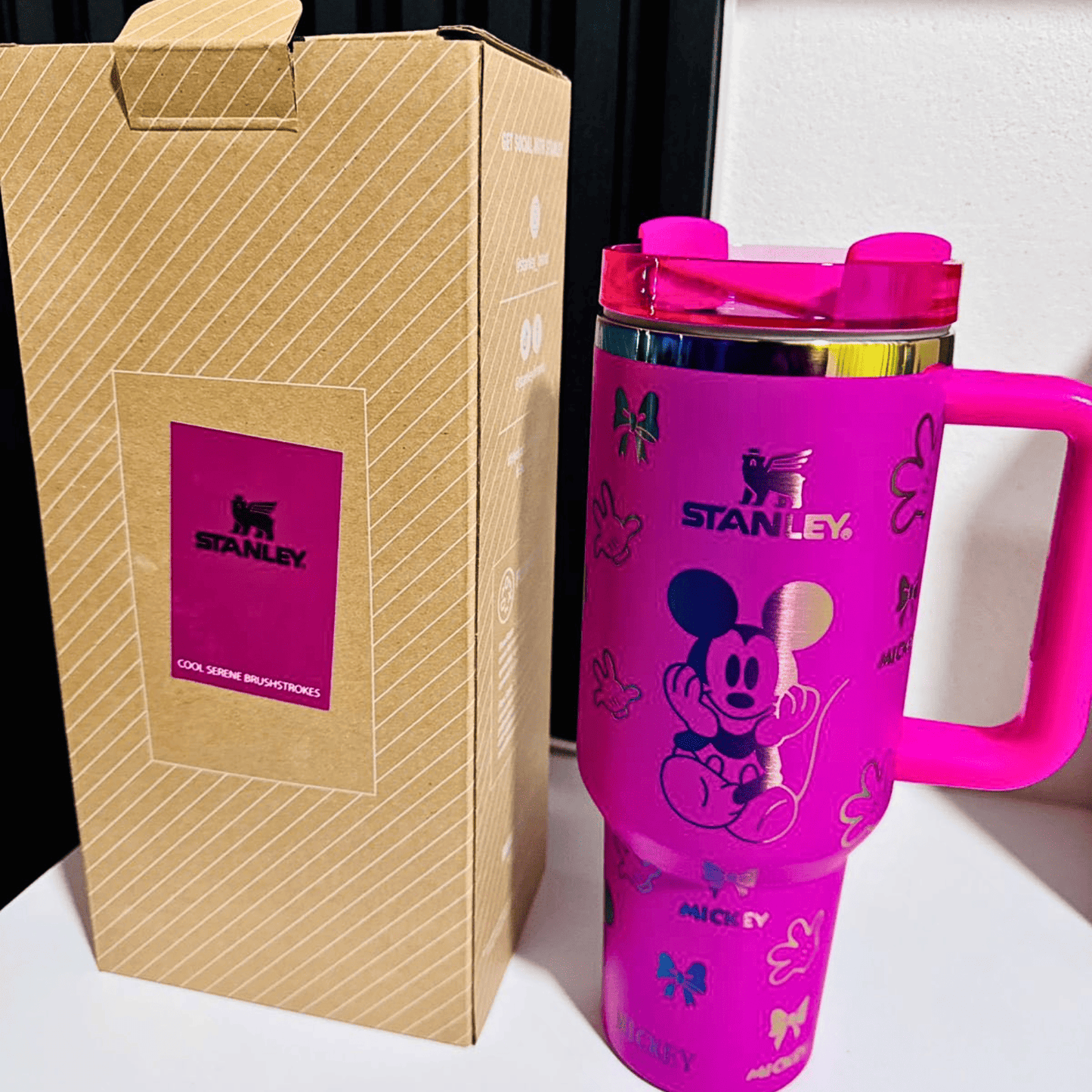 Exclusivo: Garrafa Térmica 1.2L Edição Especial Mickey Minnie Donald Customizada Gravação Laser + *BRINDE 1x Chaveiro Exclusivo* - EDIÇÃO LIMITADA