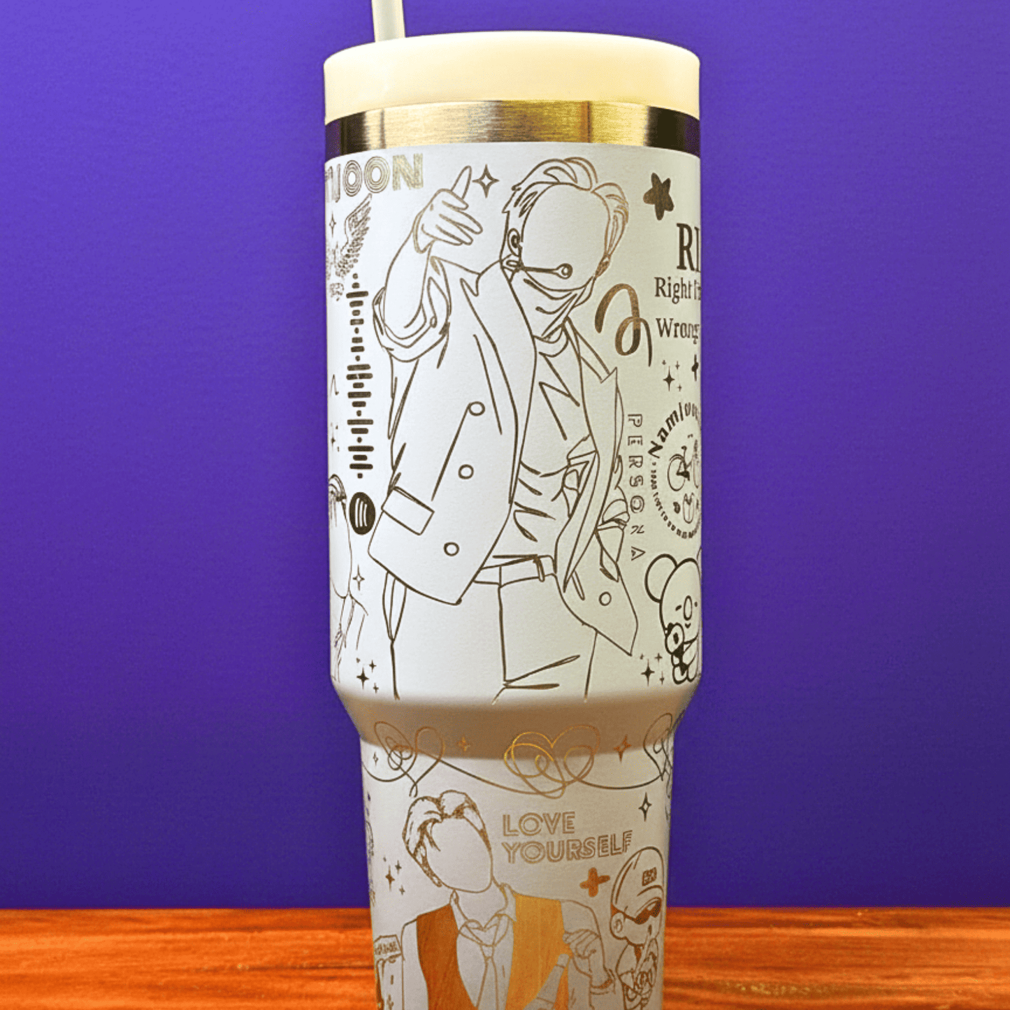 Exclusivo: Garrafa Térmica 1.2L Edição Especial BTS Customizada Gravação Laser + *BRINDE 1x Chaveiro Exclusivo* - EDIÇÃO LIMITADA