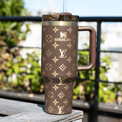 Exclusivo: Garrafa Térmica 1.2L Edição Luxo Especial LVT Customizada Gravação Laser + *BRINDE 1x Chaveiro Exclusivo* - EDIÇÃO LIMITADA