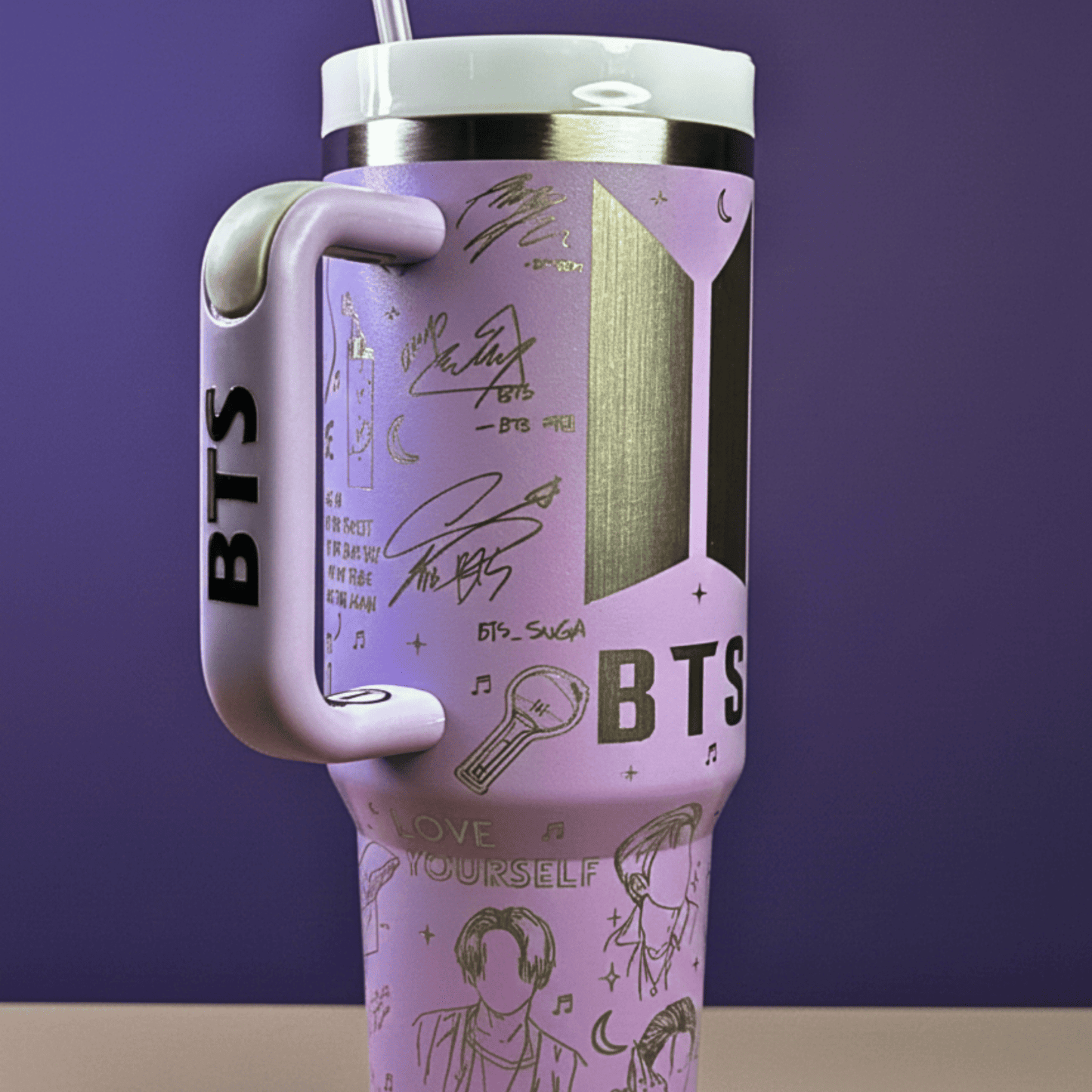 Exclusivo: Garrafa Térmica 1.2L Edição Especial BTS Customizada Gravação Laser + *BRINDE 1x Chaveiro Exclusivo* - EDIÇÃO LIMITADA