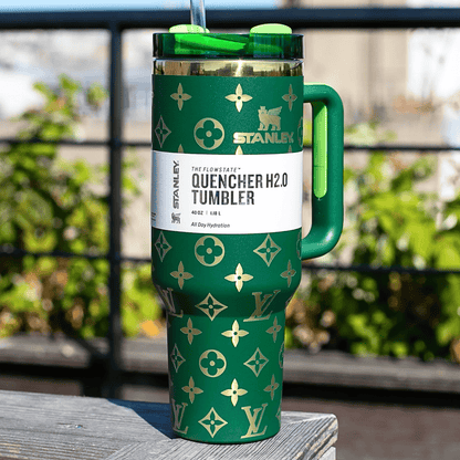 Exclusivo: Garrafa Térmica 1.2L Edição Luxo Especial LVT Customizada Gravação Laser + *BRINDE 1x Chaveiro Exclusivo* - EDIÇÃO LIMITADA