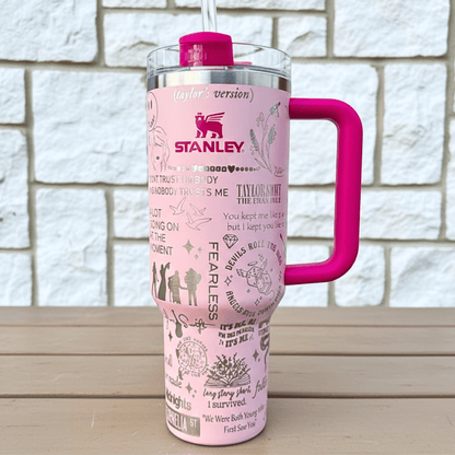 Exclusivo: Garrafa Térmica 1.2L Edição Especial Taylor Eras Tour Customizada Gravação Laser + *BRINDE 1x Chaveiro Exclusivo* - EDIÇÃO LIMITADA