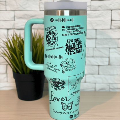 Exclusivo: Garrafa Térmica 1.2L Edição Especial Taylor Eras Tour Customizada Gravação Laser + *BRINDE 1x Chaveiro Exclusivo* - EDIÇÃO LIMITADA