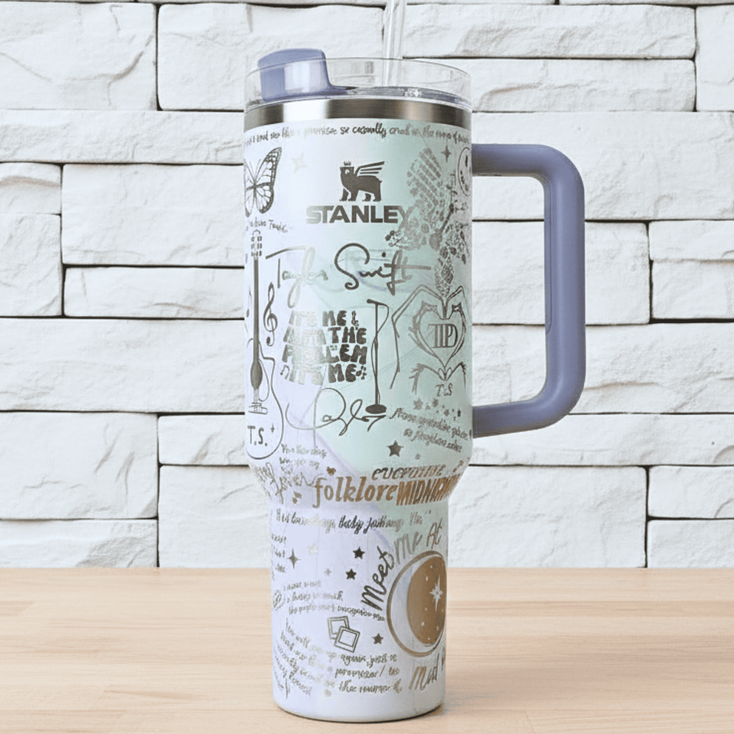 Exclusivo: Garrafa Térmica 1.2L Edição Especial Taylor Eras Tour Customizada Gravação Laser + *BRINDE 1x Chaveiro Exclusivo* - EDIÇÃO LIMITADA