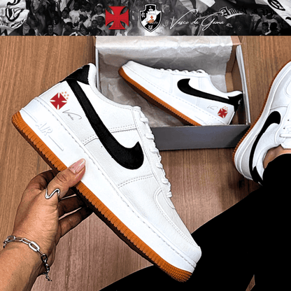 Exclusivo: Tênis Air Force White Black Obsidian Signature Customizado do Vasco + *BRINDE 1x Caneca Oficial* - EDIÇÃO LIMITADA
