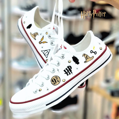 Exclusivo: Tênis All Star Customizados Bordados de HP + *BRINDE 1x Caneca Oficial* - EDIÇÃO LIMITADA