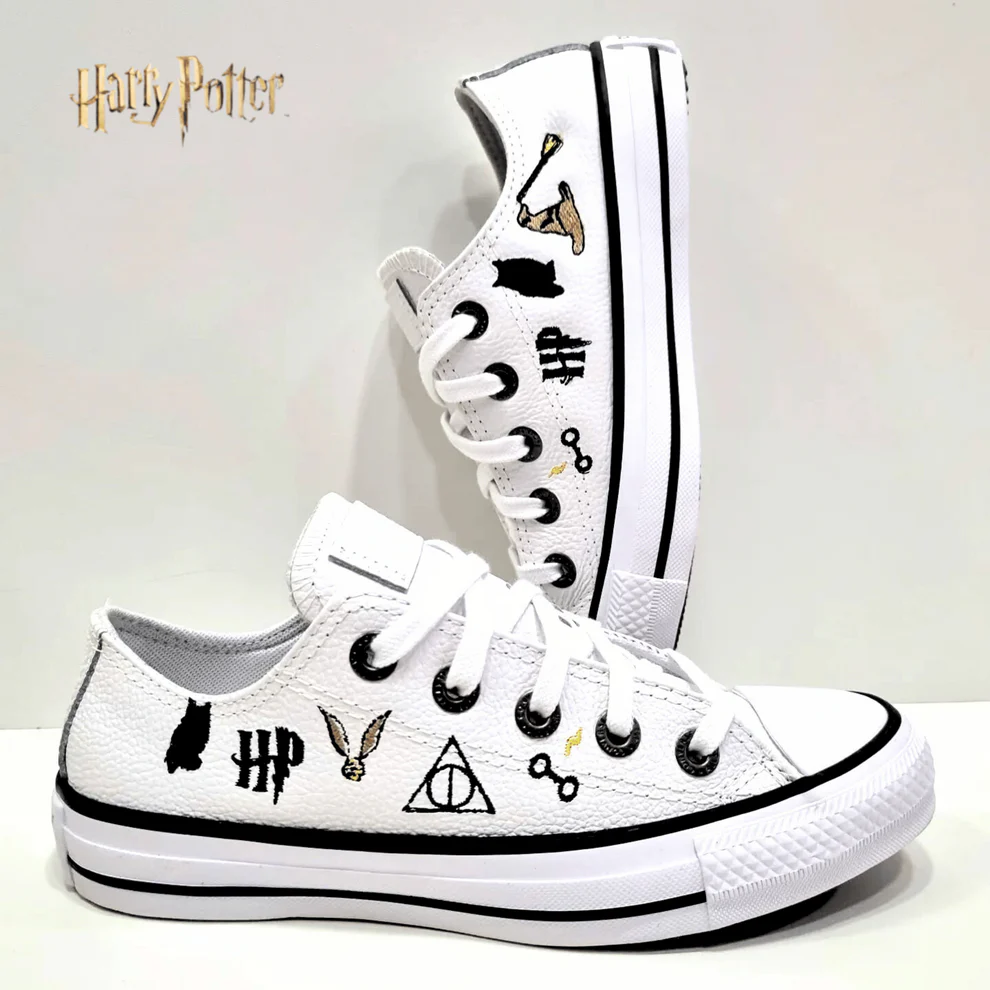 Exclusivo: Tênis All Star Customizados Bordados de HP + *BRINDE 1x Caneca Oficial* - EDIÇÃO LIMITADA