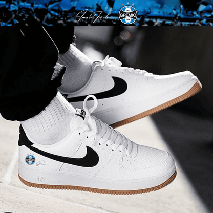 Exclusivo: Tênis Air Force White Black Obsidian Signature Customizado do Grêmio + *BRINDE 1x Caneca Oficial* - EDIÇÃO LIMITADA